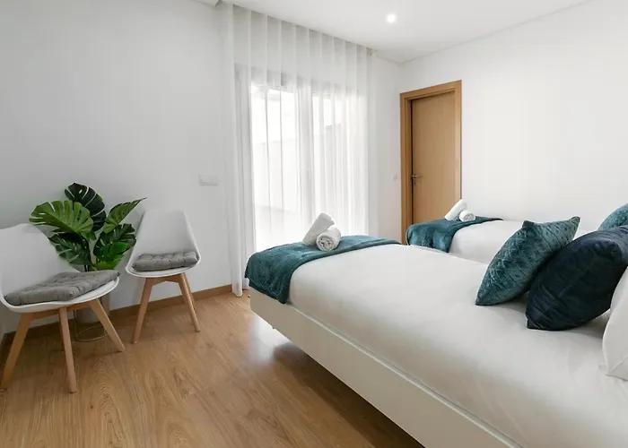 Апартаменты Zahra Place - Stylish Flat Назаре