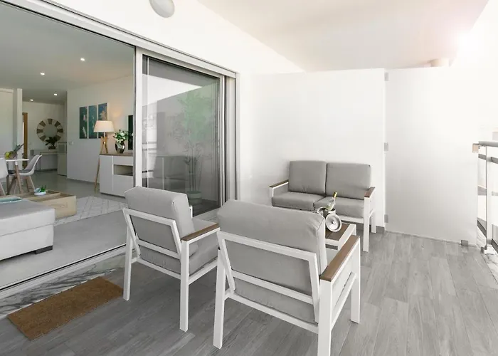 Zahra Place - Stylish Flat شقة *